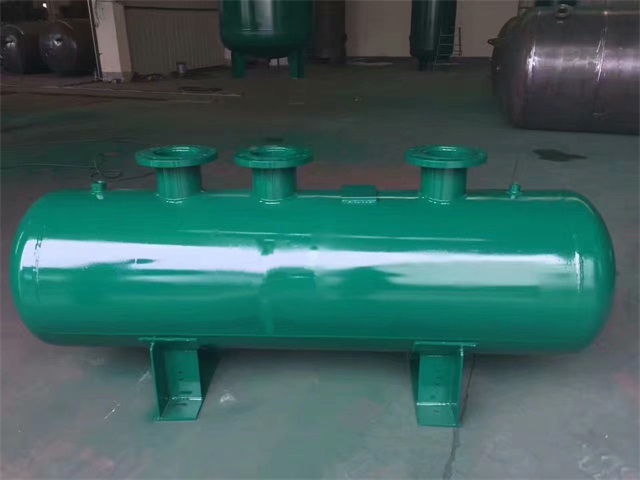 1679991473376569.jpeg 准格尔准格尔准格尔蒸汽分气缸1.jpeg